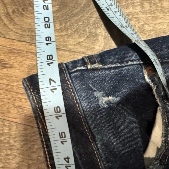 Maurices Dark Blue Distressed Jeans w frayed hem Sz 16R - Picture 8 of 8